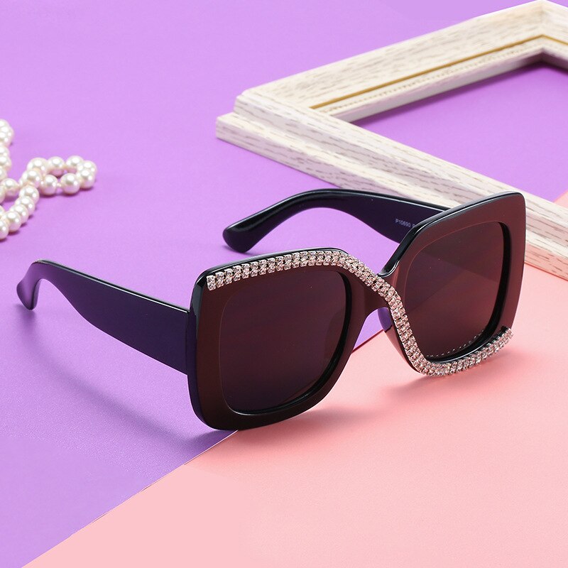 Fashion Square Crystal Diamond Sunglasses for Women 2023 New Luxury Brand Designer Big Frame Unique Gradient Black Sun Glasses
