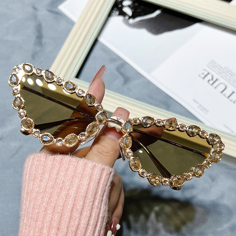 Fashion Cat Eye Diamonds Sunglasses 2023 New Women Men Luxury Rhinestone Sun Glasses Female Outdoor Shades Eyewear UV400 Oculos