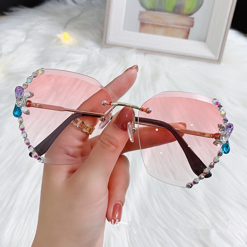 Vintage Fashion Rimless Sunglasses Women Famous Luxury Brand Design Sexy Diamond Square Sun Glasses For Female UV400