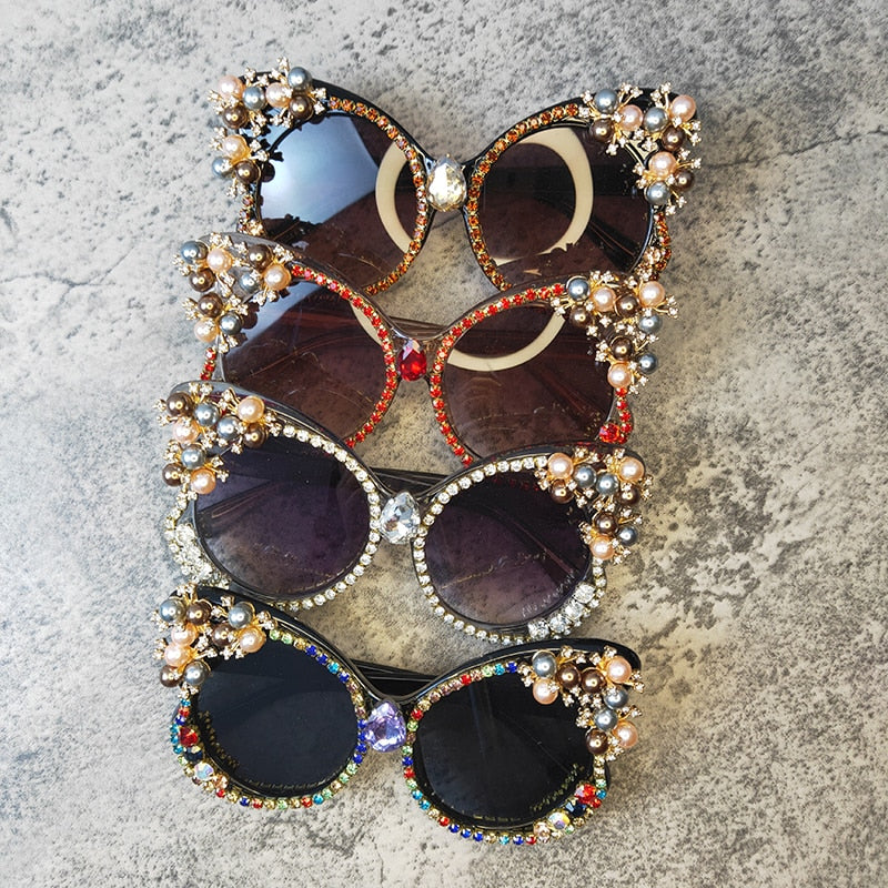 Luxury Brand Designer Bling Bling Butterfly Sunglasses For Women 2023 Diamond Vat Eyes Sun Glasses Lunette Soleil Femme