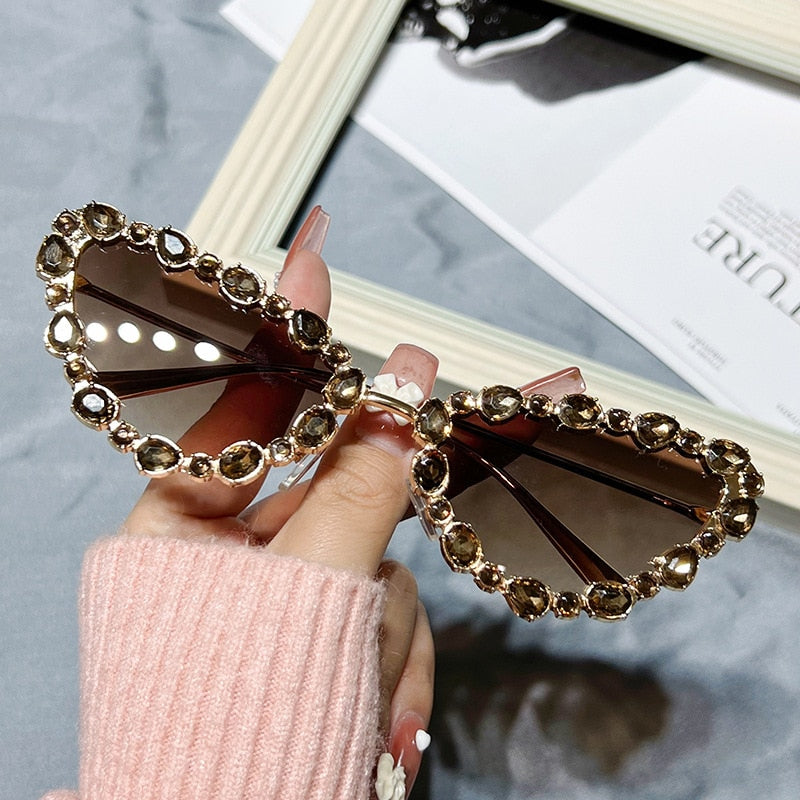 Fashion Cat Eye Diamonds Sunglasses 2023 New Women Men Luxury Rhinestone Sun Glasses Female Outdoor Shades Eyewear UV400 Oculos