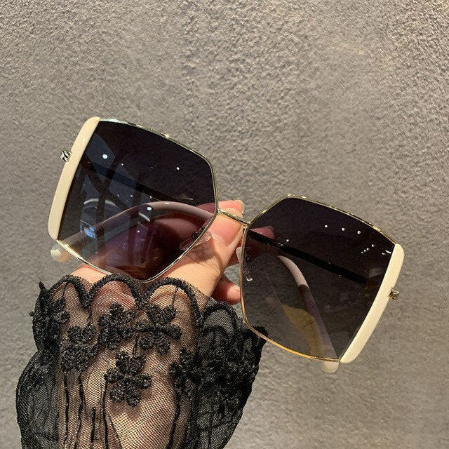 2022 New Women Sunglasses Luxury Brand Designer Women Vintage Sun Glasses UV400 Lady Sunglasses Shades Eyewear Sunglasses