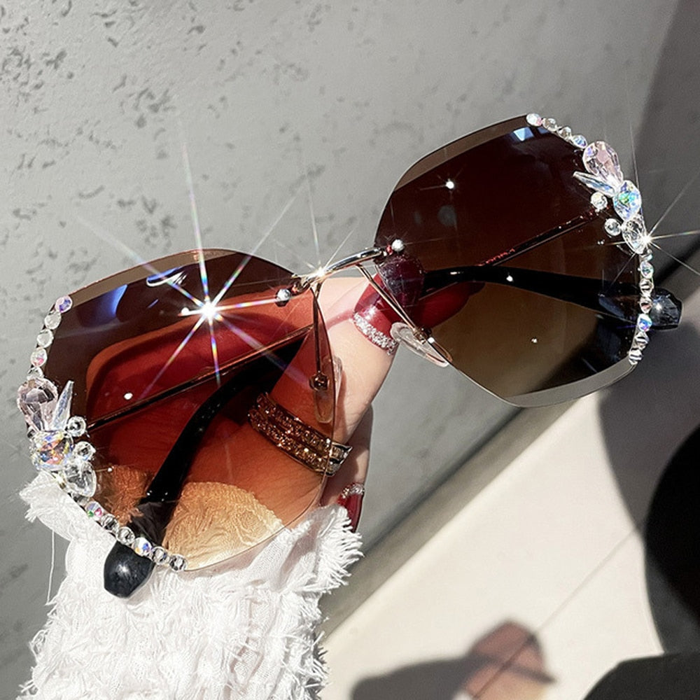 2022 Luxury Brand Design Vintage Rimless Rhinestone Sunglasses Women Men Fashion Gradient Lens Sun Glasses Shades for Female