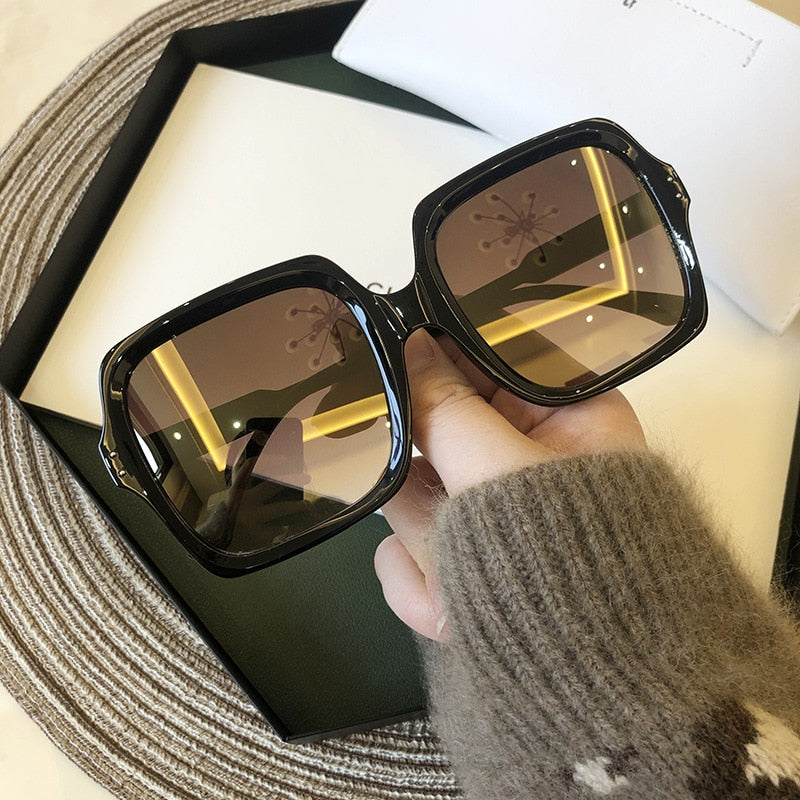 Vintage Oversize Square Sunglasses Women Luxury Brand Big Frame Women Sun Glasses Black Fashion Gradient Female Glasses Oculos