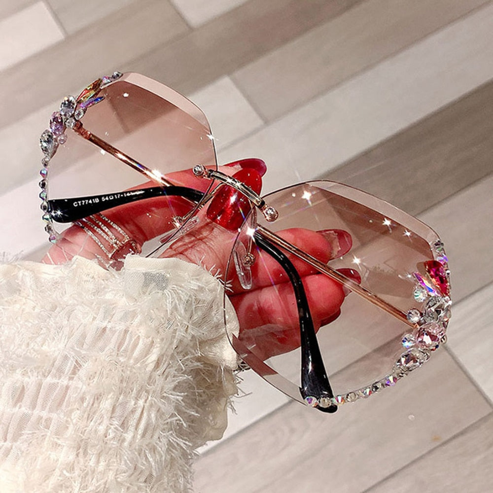 2022 Luxury Brand Design Vintage Rimless Rhinestone Sunglasses Women Men Fashion Gradient Lens Sun Glasses Shades for Female