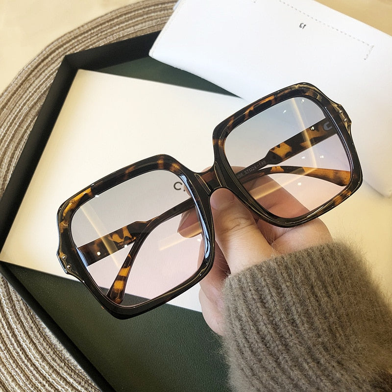 Vintage Oversize Square Sunglasses Women Luxury Brand Big Frame Women Sun Glasses Black Fashion Gradient Female Glasses Oculos