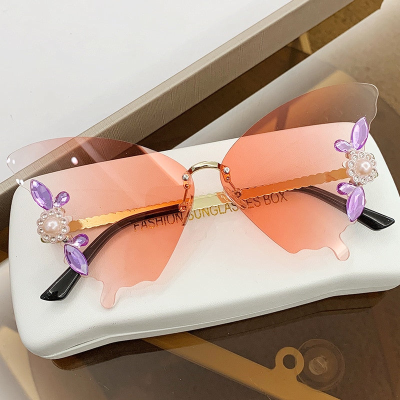 Luxury Designer Butterfly Sunglasses Vintage Brand Shades for Women Fashion Rimless Sun Glasses Bling Diamond Eyewear Uv400