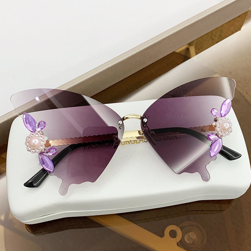 Luxury Designer Butterfly Sunglasses Vintage Brand Shades for Women Fashion Rimless Sun Glasses Bling Diamond Eyewear Uv400
