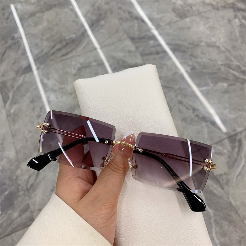 Vintage Fashion 2021 New Sunglasses Rimless Frameless Rectangle Shades Gradient UV400 Summer Traveling Sun Glasses for Women