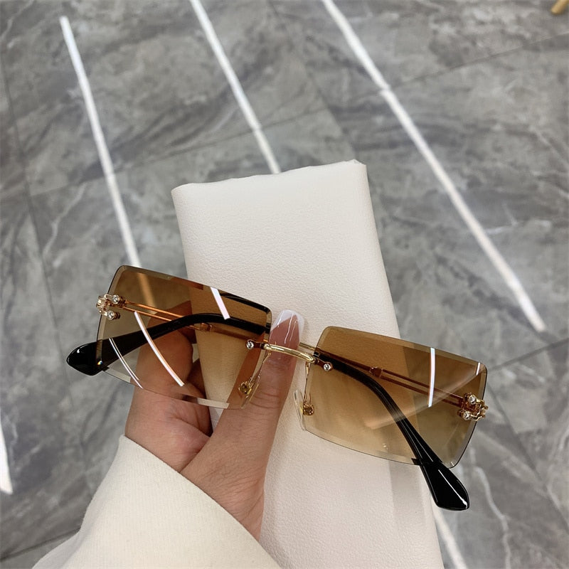 Vintage Fashion 2021 New Sunglasses Rimless Frameless Rectangle Shades Gradient UV400 Summer Traveling Sun Glasses for Women