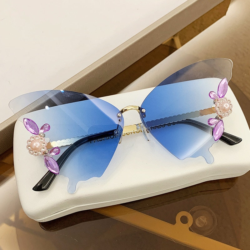 Luxury Designer Butterfly Sunglasses Vintage Brand Shades for Women Fashion Rimless Sun Glasses Bling Diamond Eyewear Uv400