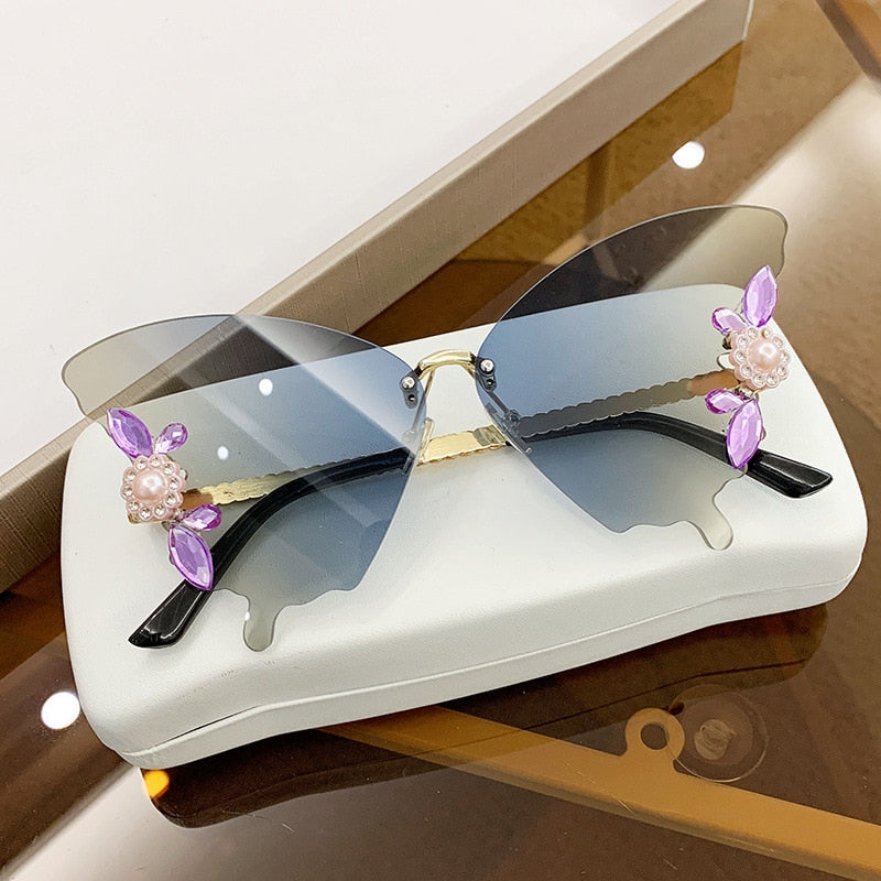 Luxury Designer Butterfly Sunglasses Vintage Brand Shades for Women Fashion Rimless Sun Glasses Bling Diamond Eyewear Uv400