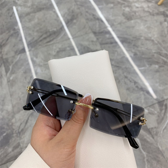 Vintage Fashion 2021 New Sunglasses Rimless Frameless Rectangle Shades Gradient UV400 Summer Traveling Sun Glasses for Women