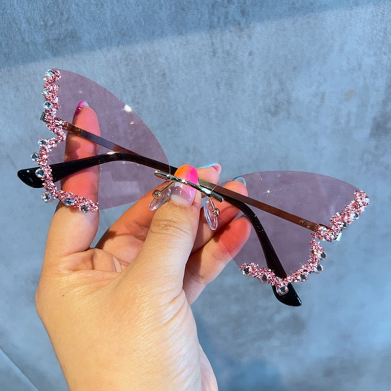 Female  Diamond Butterfly Sunglasses for Women UV Protection Vintage Party Style Metal Rimless Sunglasses Eyewear Decoration